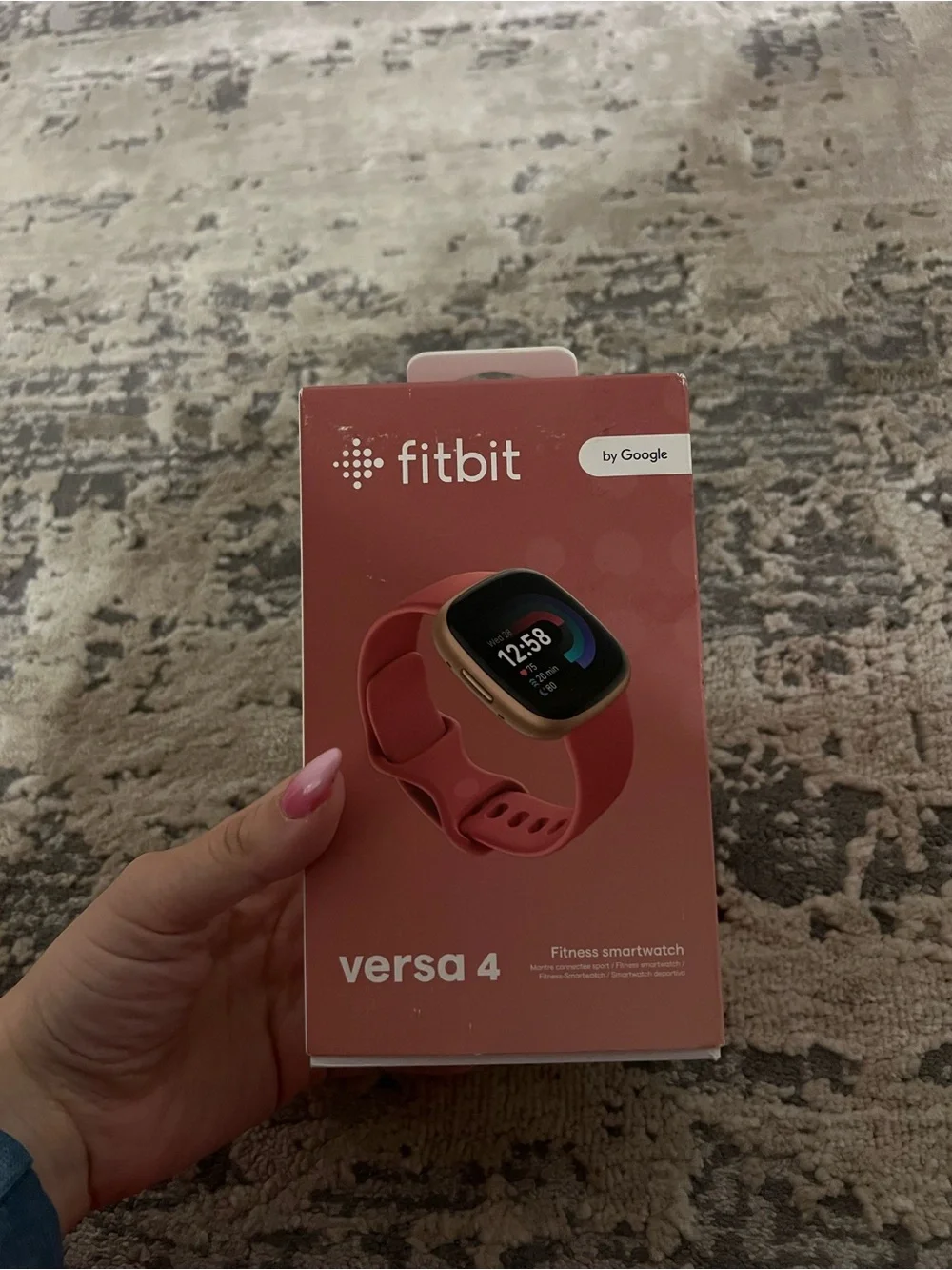 NEW Fitbit Versa 4 Fitness Smartwatch with Daily Readiness, GPS Copper Rose